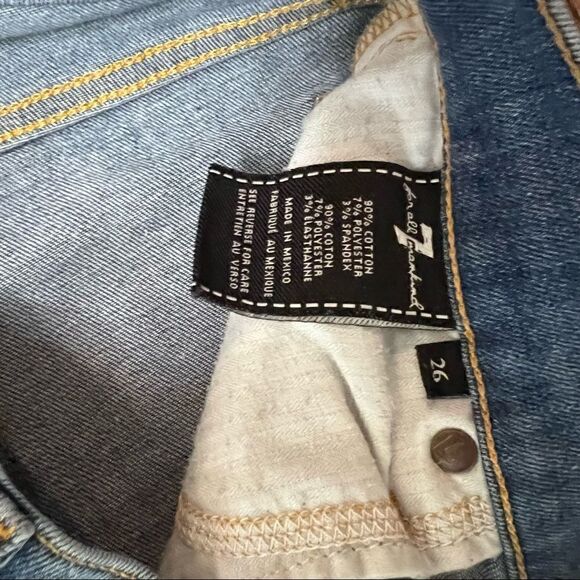 7 for all Mankind Gwenevere Distressed Ankle Jean - Picture 6 of 6